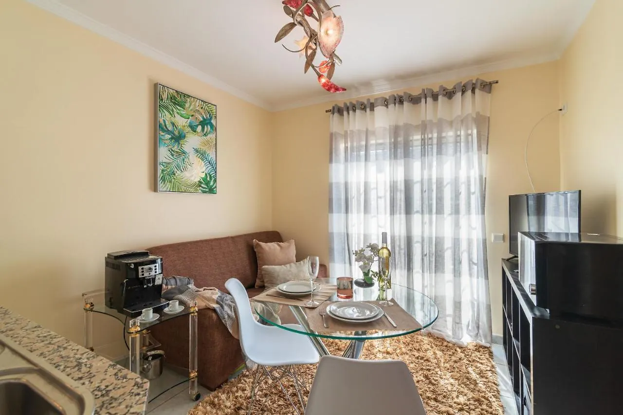 Faro Airport Flats By Homing Apartment