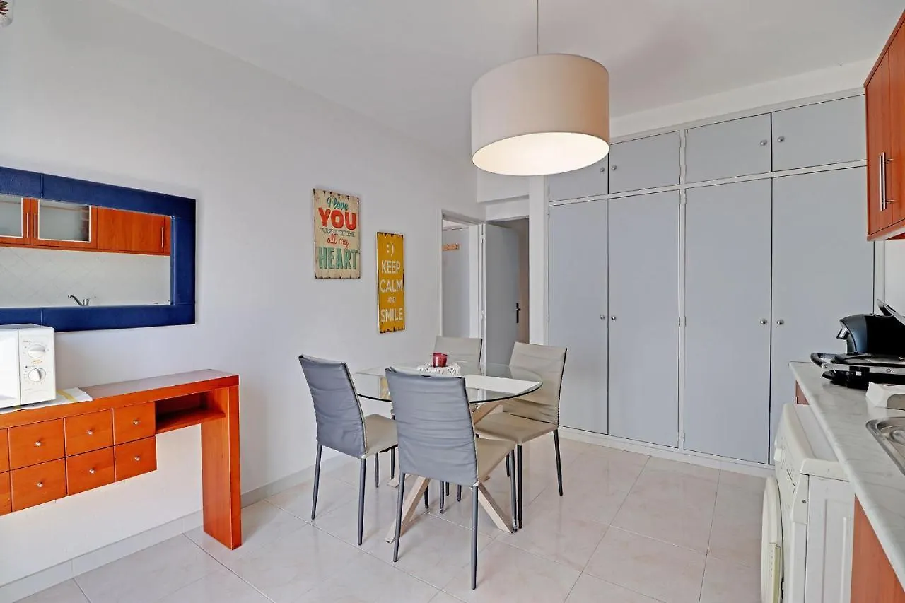 Faro Airport Flats By Homing Apartment