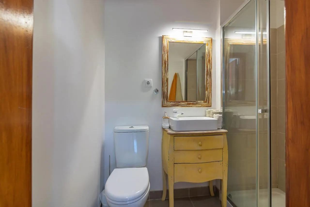 Faro Airport Flats By Homing Apartment