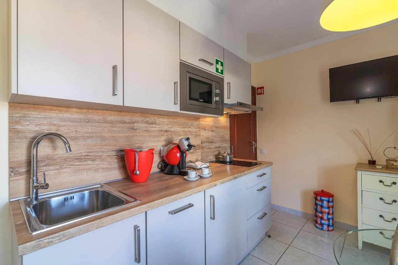 Faro Airport Flats By Homing Apartment