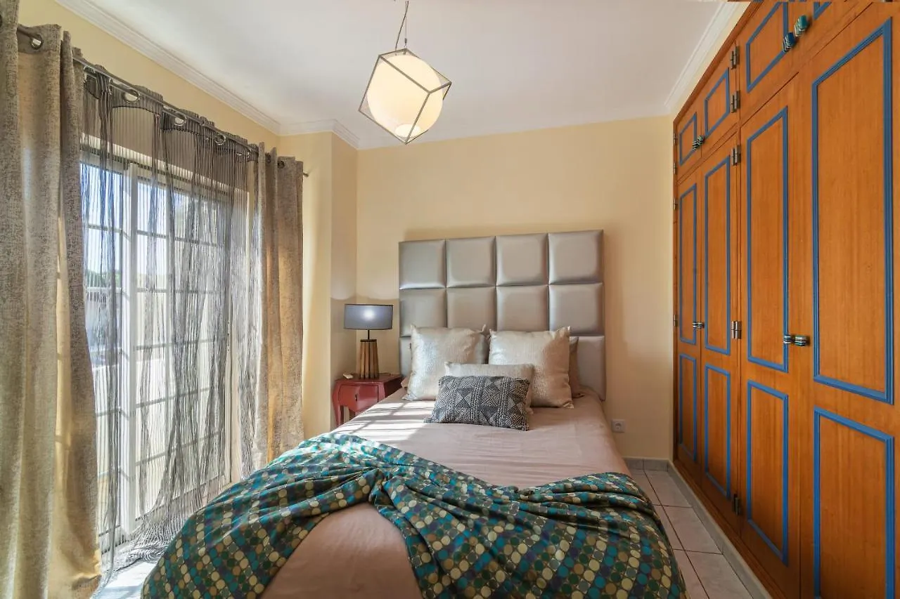 Faro Airport Flats By Homing Apartment